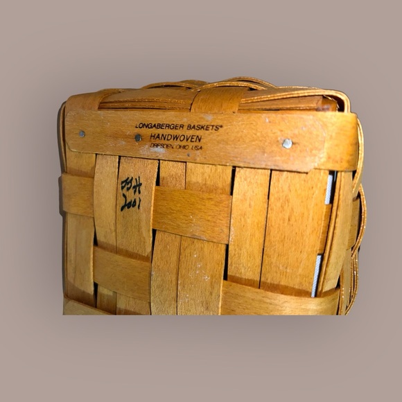 Vintage Longaberger Tissue Box Holder Basket - Picture 13 of 15